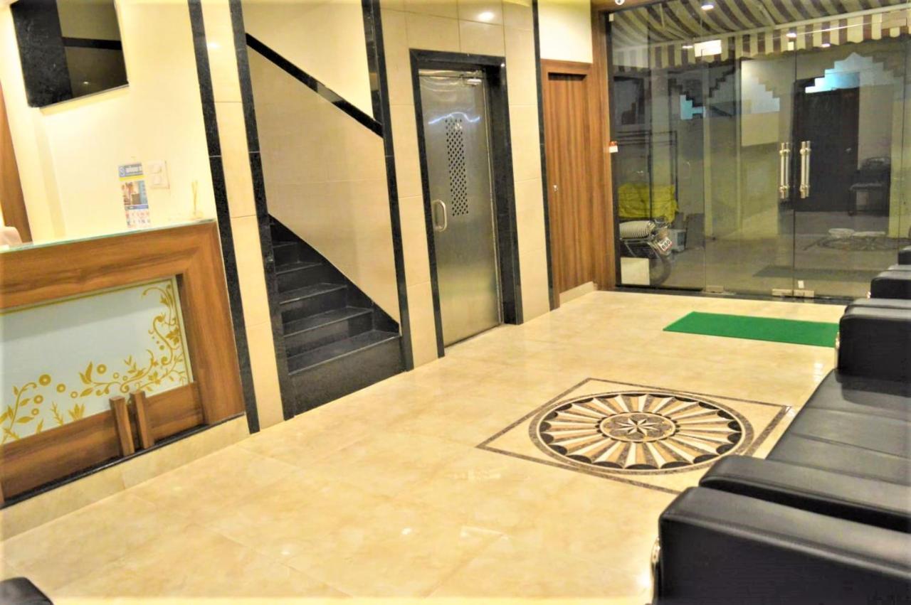 Hotel Visau Shirdi Exterior foto
