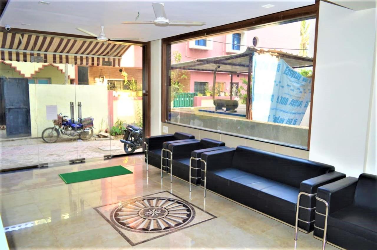 Hotel Visau Shirdi Exterior foto