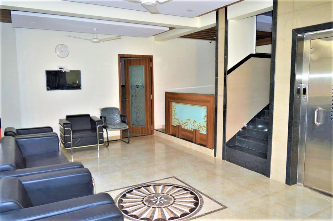 Hotel Visau Shirdi Exterior foto