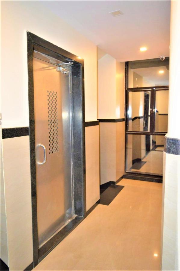 Hotel Visau Shirdi Exterior foto